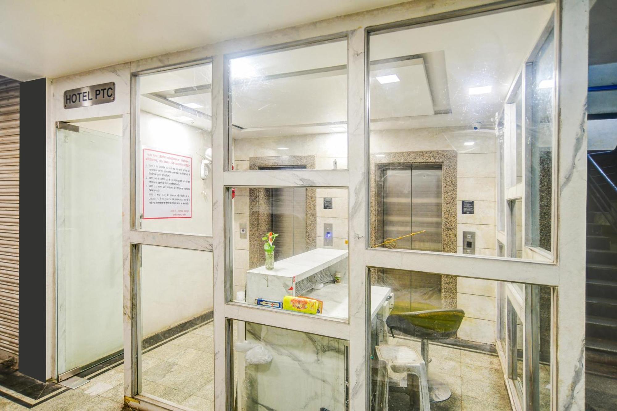 Super Townhouse Oak Ptc Mg Road 4*